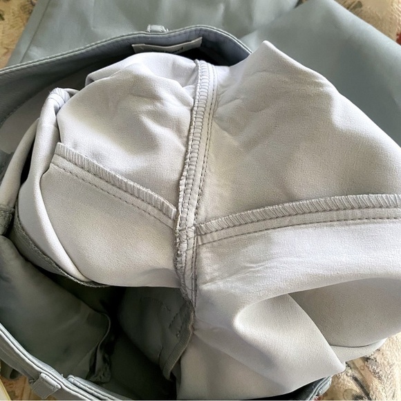 Aritzia Pant Melina High-Rise Straight-Leg Vegan-Leather Marble Grey 2 NWT - Picture 4 of 8